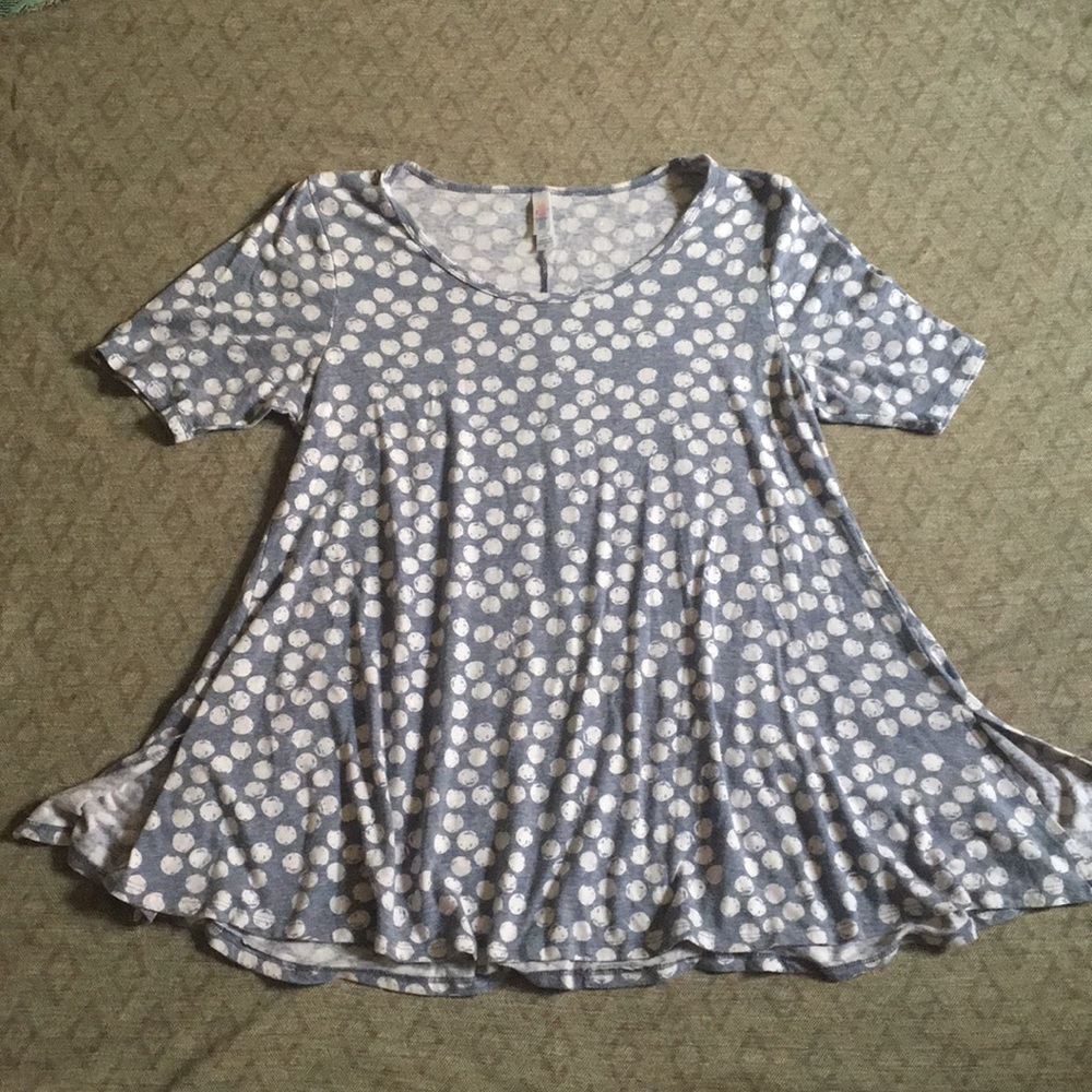 ✨3/20!✨ Lularoe shirt